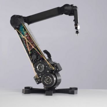 Braccio robotico in fibra di carbonio