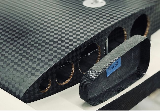 Panel de nido de abeja de fibra de carbono para automoción