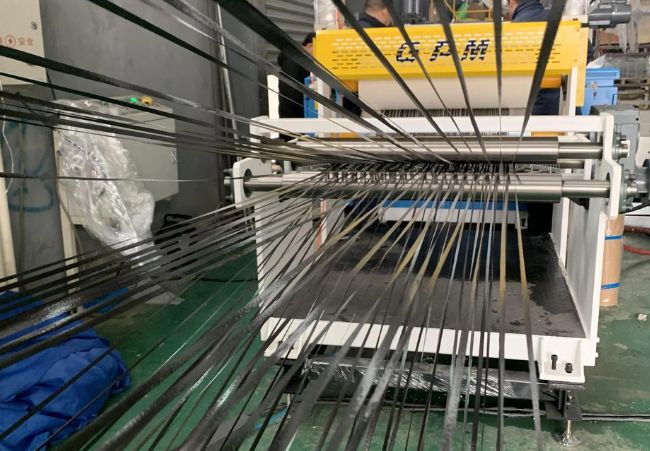 Pultrusion de fibre de carbone-1