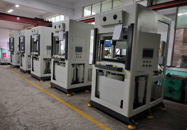 Tubo quadrato in fibra di carbonio per processo di stampaggio